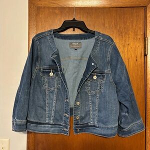 TORRID Jean jacket, crop style, size 3